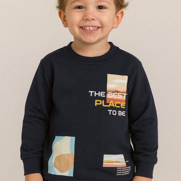 سويت شيرت أولادي كحلي بعبارة THE BEST PLACE TO BE