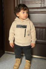 هودي أطفال شتوي بيج بسحاب جانبي وطباعة أنيقة