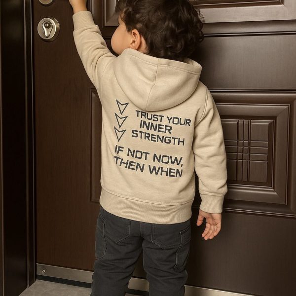 هودي أطفال شتوي، هودي أطفال، هودي شتوي، هودي بيج، ملابس أطفال أولاد، ملابس شتوية للأطفال، سويت شيرت بسحاب، ملابس كاجوال، أزياء أطفال شتاء، هودي عملي للأطفال