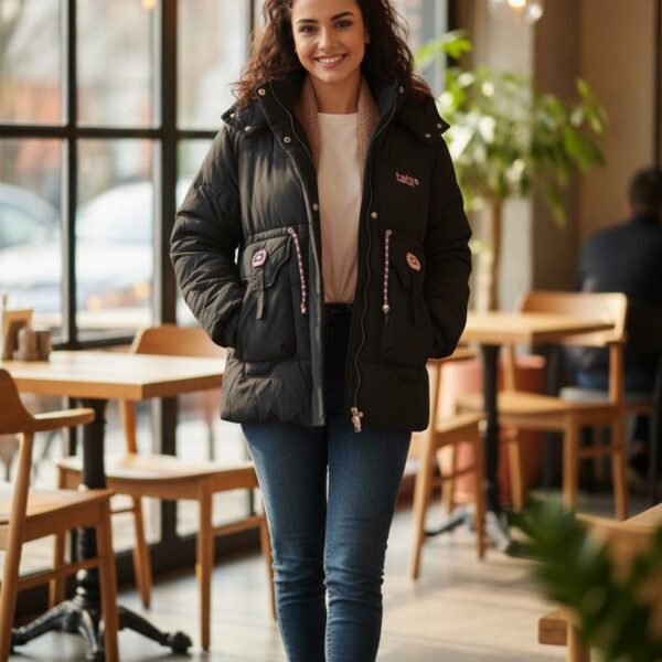 معطف شتوي نسائي، معطف شتوي، معطف نسائي، جاكيت نسائي، معطف وردي، معطف أسود، ملابس شتوية، معطف مبطن، معطف بقبعة، معطف أنيق، معطف كاجوال، معطف مقاوم للبرد