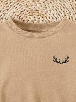 سويت شيرت أطفال بيج، سويت شيرت أطفال، سويت شيرت بيج، ملابس أطفال، قرون غزال، ملابس شتوية، ملابس كاجوال، ملابس أولاد، ملابس بنات، خامة قطنية