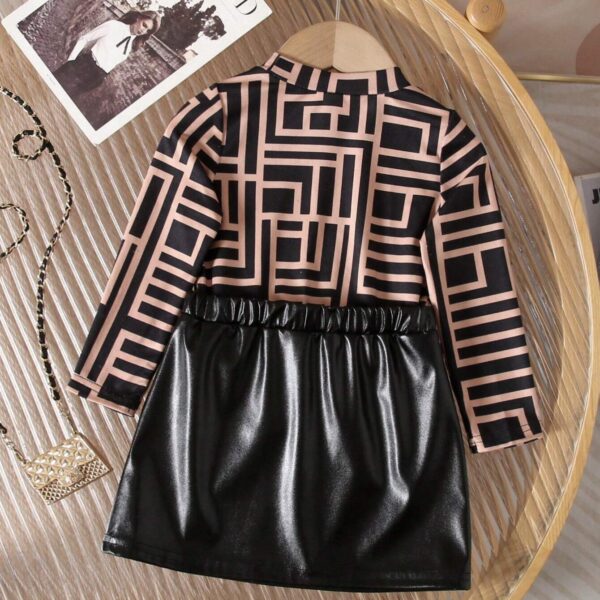 فستان أطفال، فستان بناتي، نقشة هندسية، جيب جلد، فستان خروج، فستان مناسبة، ملابس بنات، فستان شتوي، فستان عصري، فستان أنيق