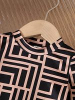 فستان أطفال، فستان بناتي، نقشة هندسية، جيب جلد، فستان خروج، فستان مناسبة، ملابس بنات، فستان شتوي، فستان عصري، فستان أنيق