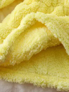 معطف فرو شتوي بناتي بقبعة، خامة فاخرة ولون أصفر باستيل، تصميم ناعم الملمس مريح للارتداء اليومي 3 1730683634f1d0aa65967d8e5574379eaee1694864