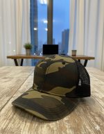 قبعة تروكر شبكية مموهة - تصميم عسكري كلاسيكي (Military Camo)