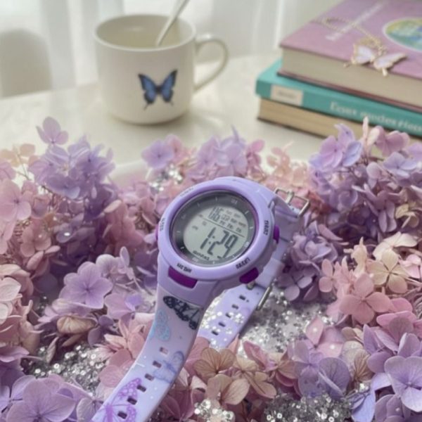 ساعة أطفال رقمية بتصميم الفراشات، مقاومة للماء وخفيفة الوزن بلون بنفسجي أنيق