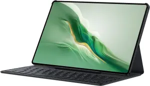 تابلت ماجيك باد 2 من هونر بذاكرة RAM 12GB وذاكرة روم 256GB مقاس 12.3 انش وواي فاي بلون ابيض مع كيبورد بلوتوث ذكي وقلم سحري