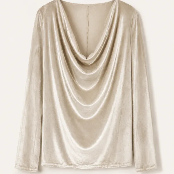 بلوزة نسائية فاخرة من المخمل بياقة "كاولي" (Cowl Neck)