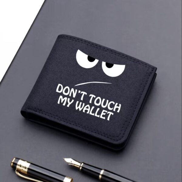 محفظة شبابية "Don't Touch My Wallet" – تصميم عصري ومرح – لون أسود