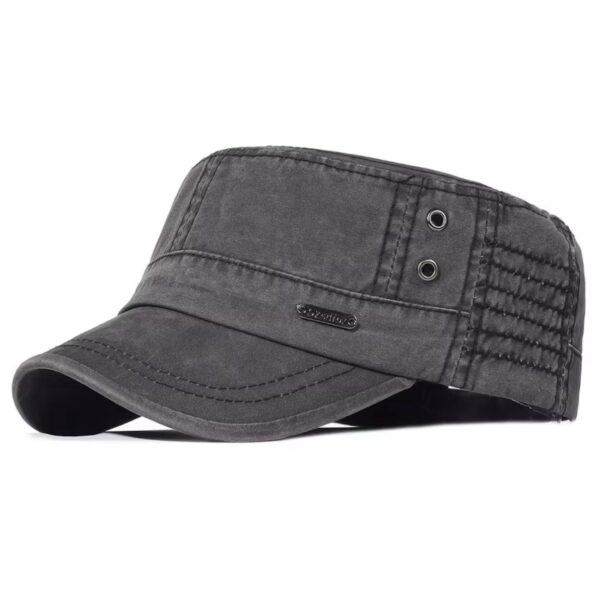 قبعة "الكاب العسكري" (Military Style Cap) – تصميم عتيق (Vintage) – متوفرة بثلاثة ألوان: الرمادي، الأزرق، والزيتي (متجر تَسَوق)