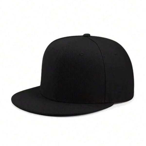 قبعة "الأساسيات الأنيقة" (Essential Snapback Cap) – تصميم سادة (Plain)