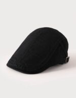 قبعة "الأناقة الكلاسيكية" (Classic Flat Cap) – تصميم بيريه أنيق – متوفرة بالألوان: الأسود، البني، والأبيض (متجر تَسَوق)