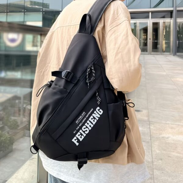 حقيبة الكتف "FEISHENG" الرياضية – تصميم كروس بودي (Sling Bag) عصري – لون أسود (متجر تَسَوق)