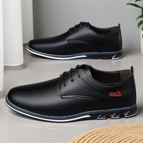 حذاء "سمارت سبورت" الهجين (Smart Sport Hybrid Shoe) – تصميم يجمع بين الكلاسيكية والرياضية – لون أسود (متجر تَسَوق)