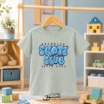 تيشيرت أولادي صيفي "Brooklyn Skate Club" بتصميم جرافيتي