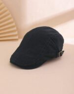 ⁦قبعة "الأناقة الكلاسيكية" (Classic Flat Cap) – تصميم بيريه أنيق – متوفرة بالألوان:  (متجر تَسَوق)⁩ - الصورة ⁦4⁩