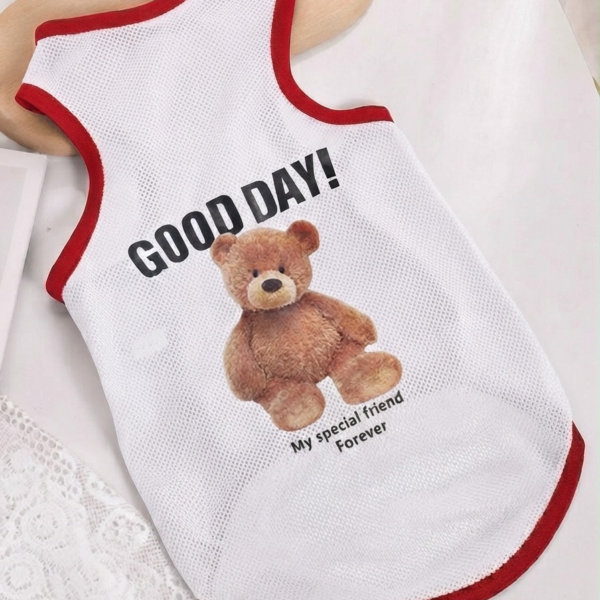 تيشيرت شبكي أبيض للحيوانات الأليفة بتصميم الدب وعبارة Good Day