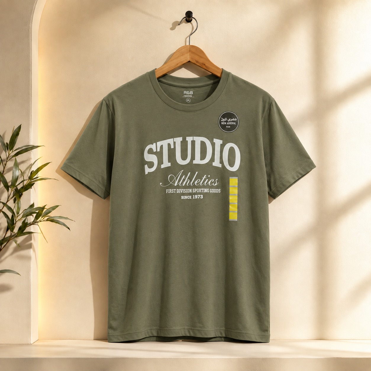 تيشرت رجالي أخضر زيتي مطبوع بتصميم "Studio Athletics" من RGB تيشرت رجالي أخضر زيتي مطبوع بتصميم "Studio Athletics" من RGB