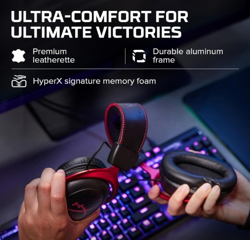 سماعة HyperX Cloud II تُعتبر أسطورة الفئة المتوسطة في سماعات الألعاب بفضل موازنتها بين الراحة وجودة الصوت. الراحة: وسائد الأذن من الفوم المرن (Memory Foam) مع إطار ألومنيوم خفيف ومريح للغاية في الجلسات الطويلة. الصوت: درايفرات 53mm بتقديم صوت قوي وواضح للخطوات وتوضيح الاتجاهات ياتي ب كرت صوت يدعم الصوت المحيطي الـ 7.1 وضبط الصوت بسهولة. الميكروفون: قابل للفصل ومزود بتقنية إلغاء الضوضاء لتواصل واضح مع الفريق.